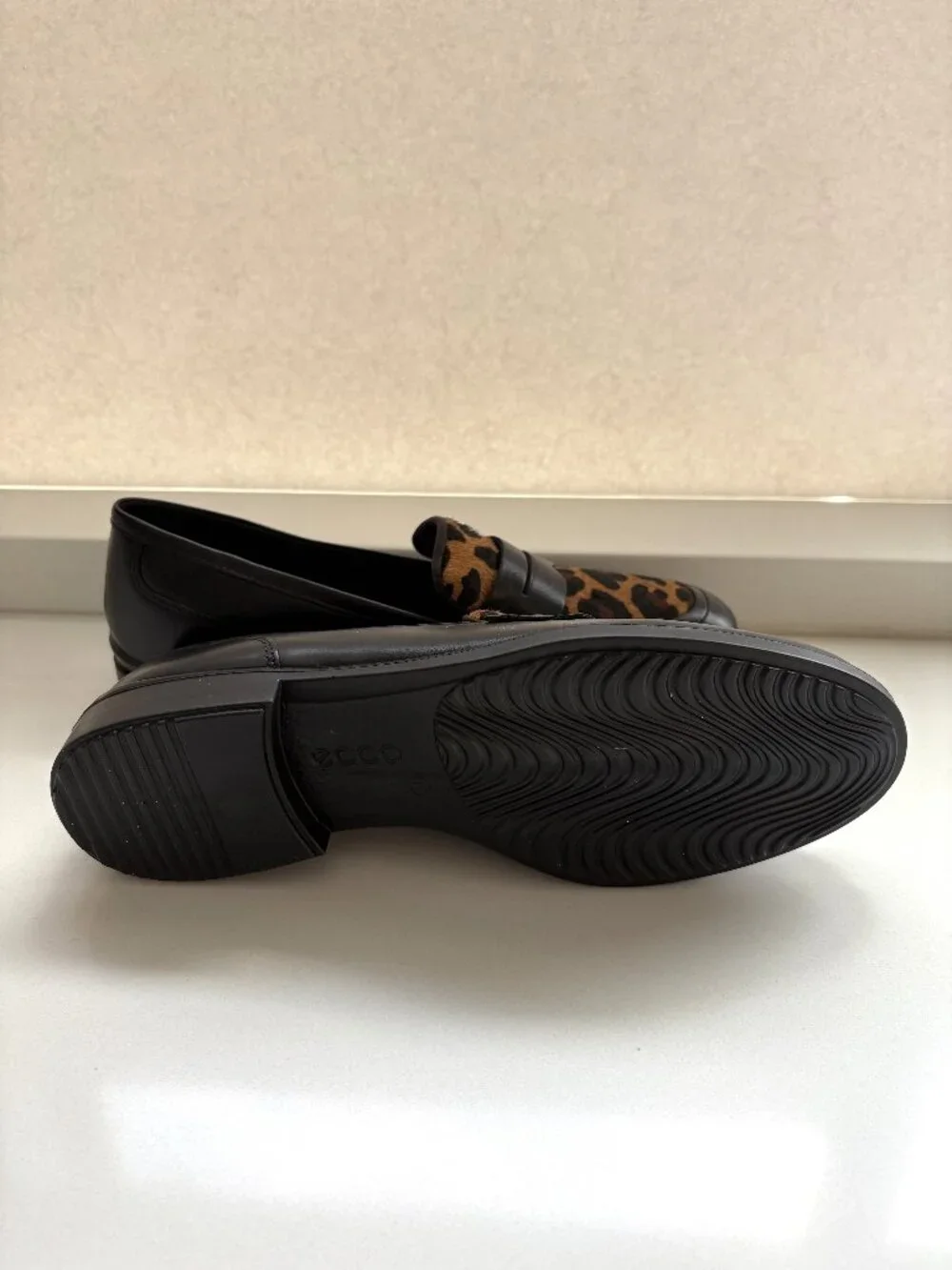 Ecco Dress Classic 15 Penny Loafers Slip On Black Leopard Size 37 US 6 - 6.5 NEW
